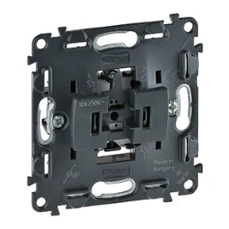 LEGRAND IN'MATIC Push-button switch changeover contact 1 0A – 752012