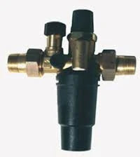 STROHM-MOFÉM ZRT. Teka Speicher-Anschlussgruppe 3/4 m. Ablaufanschluss, 6bar, AGxAG,messing – 1004181