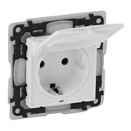 LEGRAND Valena Life Schuko socket IP44 Colour: Ultra white – 753119