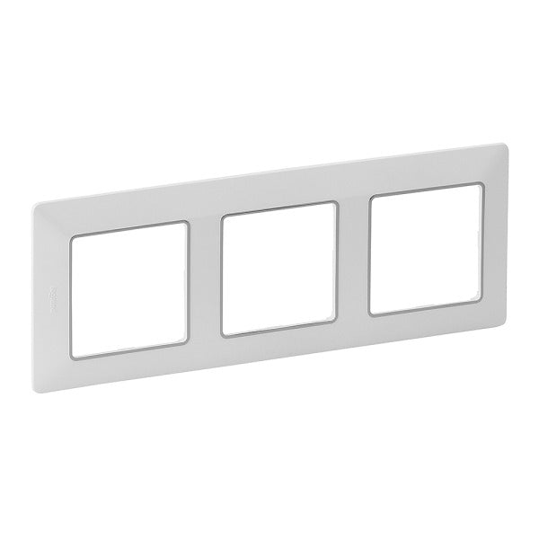 Valena Life 3-Gang Frame Color: Ultrawhite/Chrome – 754033