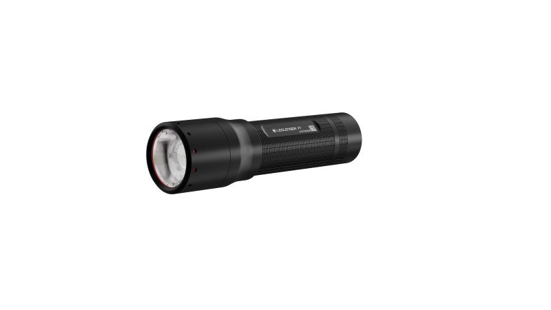 Taschenlampe LED 650lm 400m 4xAAA IP54 fokussierbar Box sw – 503102