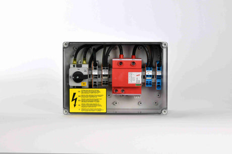 Alva PV-Anschlußbox 1 MPPT, 2IN/1OUT pro MPPT,ÜSS Typ I/II,Trennschalter,Verschr. - GAK-1MP-2I1O-T12-TS-VS